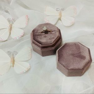 Lavender Velvet Ring Box Octagon Single Slot